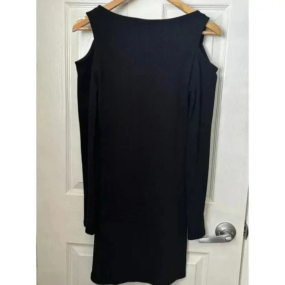 NWT TOPSHOP ASOS Black Cold Shoulder Mini Dress Bodycon Ribbed Size Small 4/6 - Picture 3 of 8